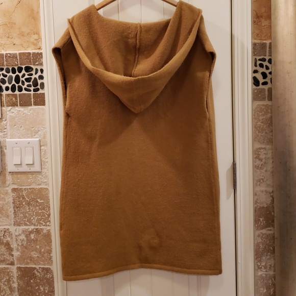 Camel, hooded sweater! Snuggly soft! - Picture 2 of 4